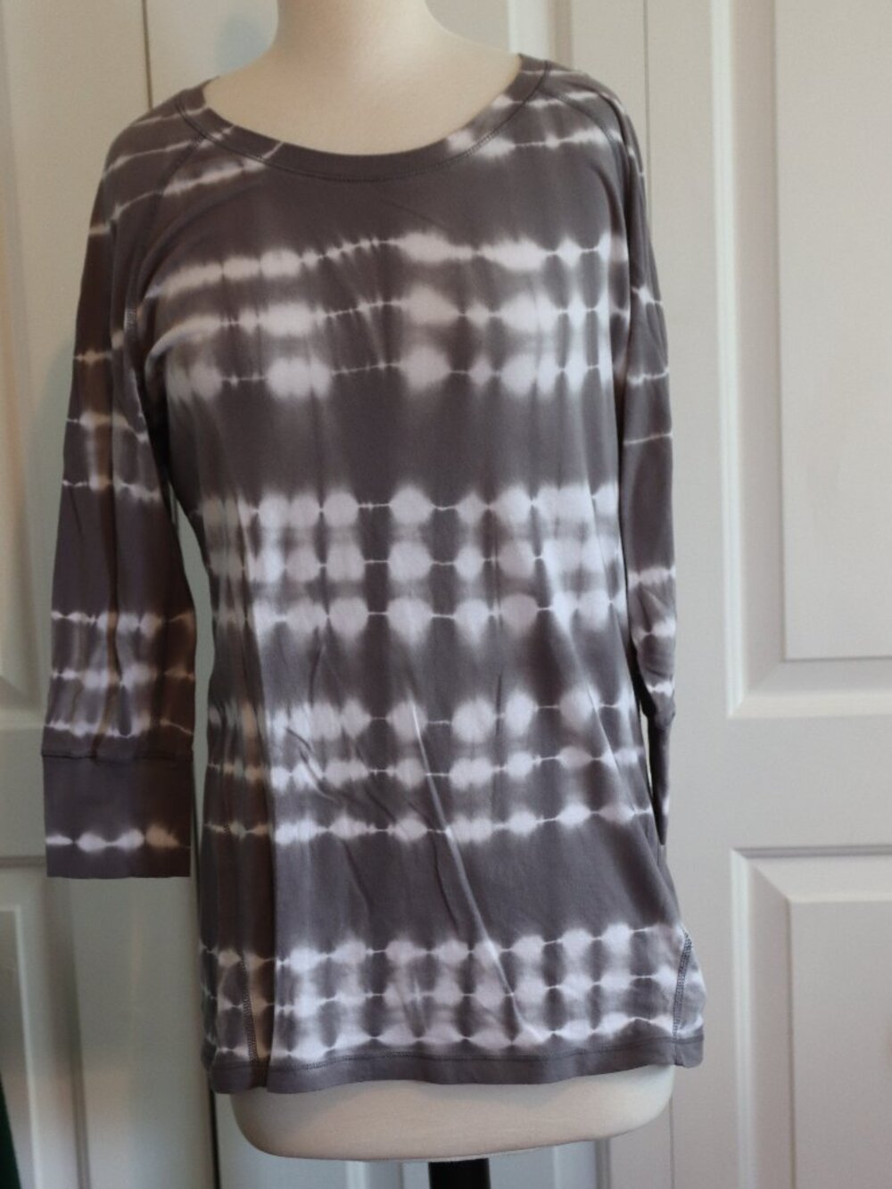 Calvin Klein Performance Pima Cotton Raglan Sleeve Top Grey/White Tie Dye Large
